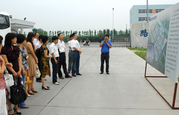 溧阳市人大溧城一团代表来东升pg娱乐游戏考察