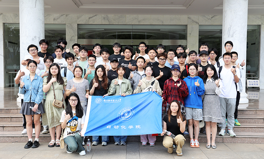 南航师生走进上上电缆共探智能制造新未来