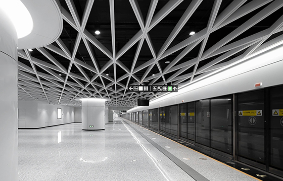 1683853284422780DMjo.jpg 地铁.jpg